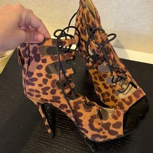 Leopard heels